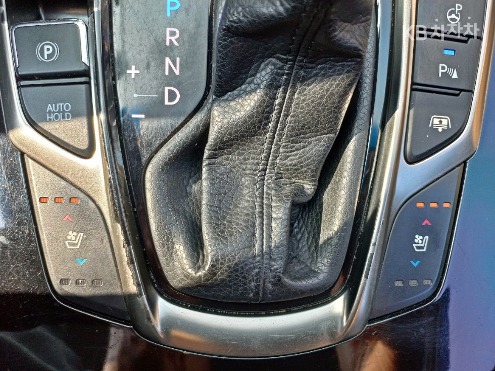 Hyundai Grandeur — miniaturë 16