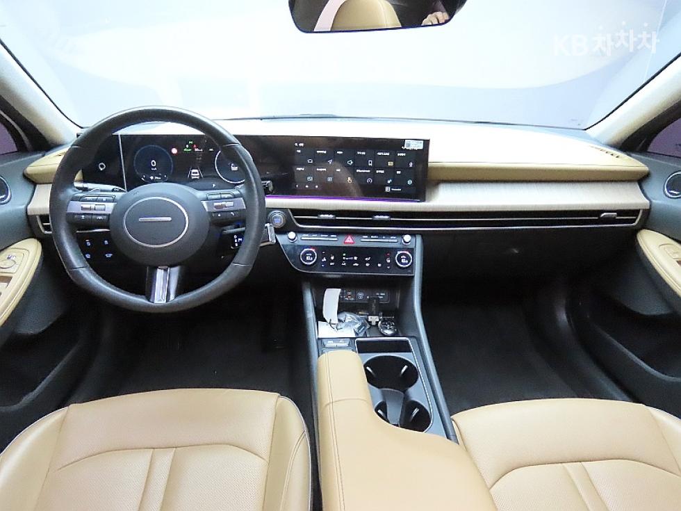 2023 Hyundai (DN8) photo