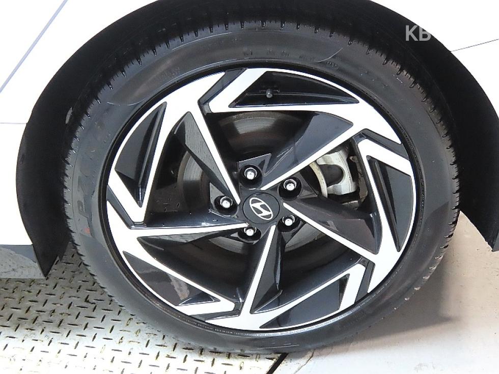 2023 Hyundai (DN8) photo