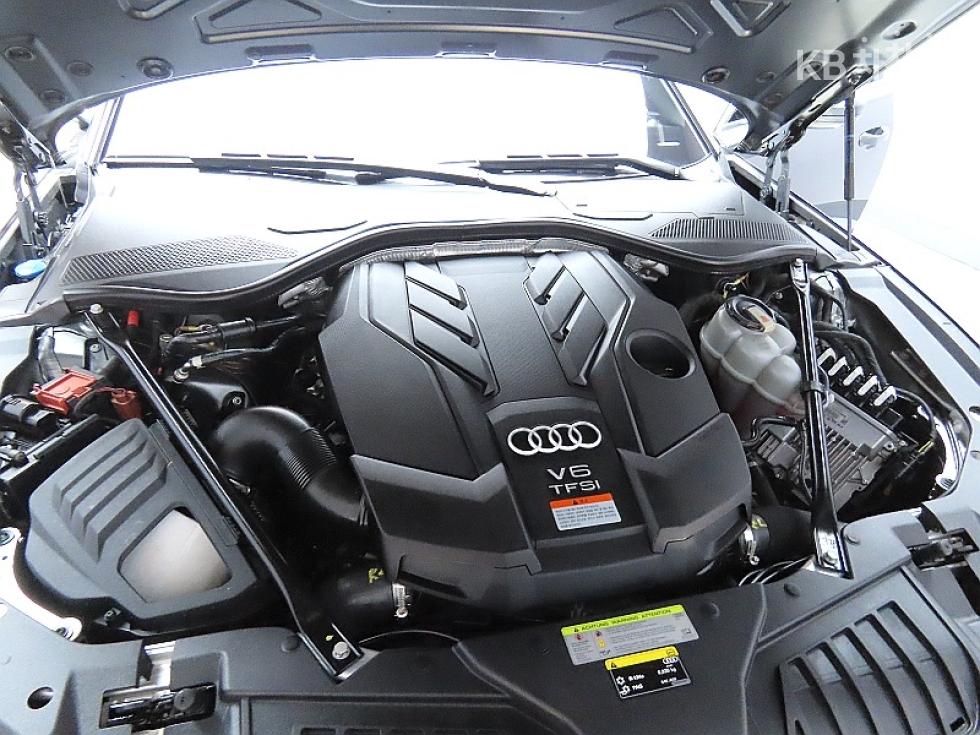 2020 Audi A8 (D5) photo