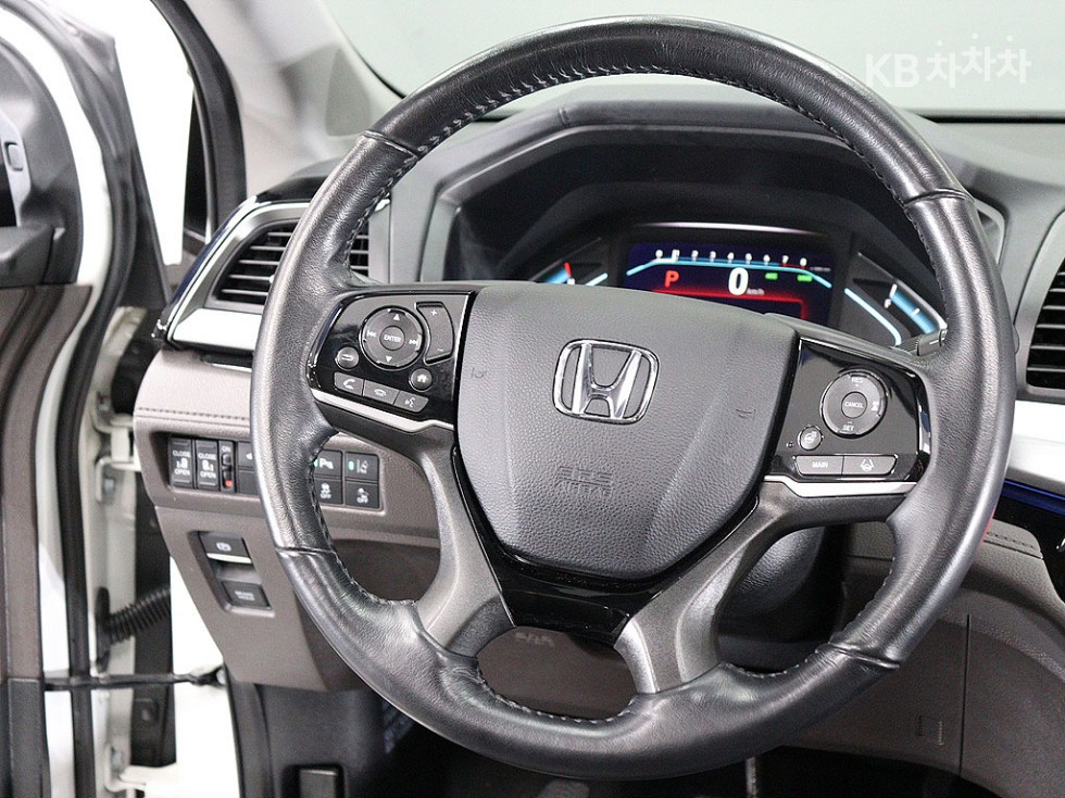Honda Odyssey — miniaturë 14