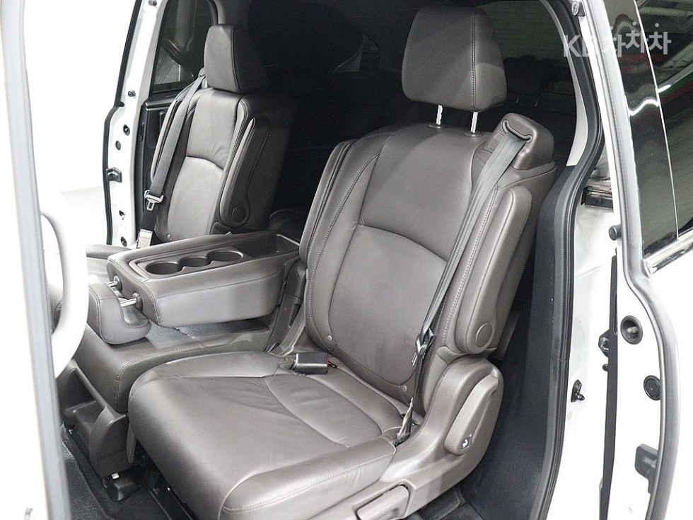 Honda Odyssey — miniaturë 15