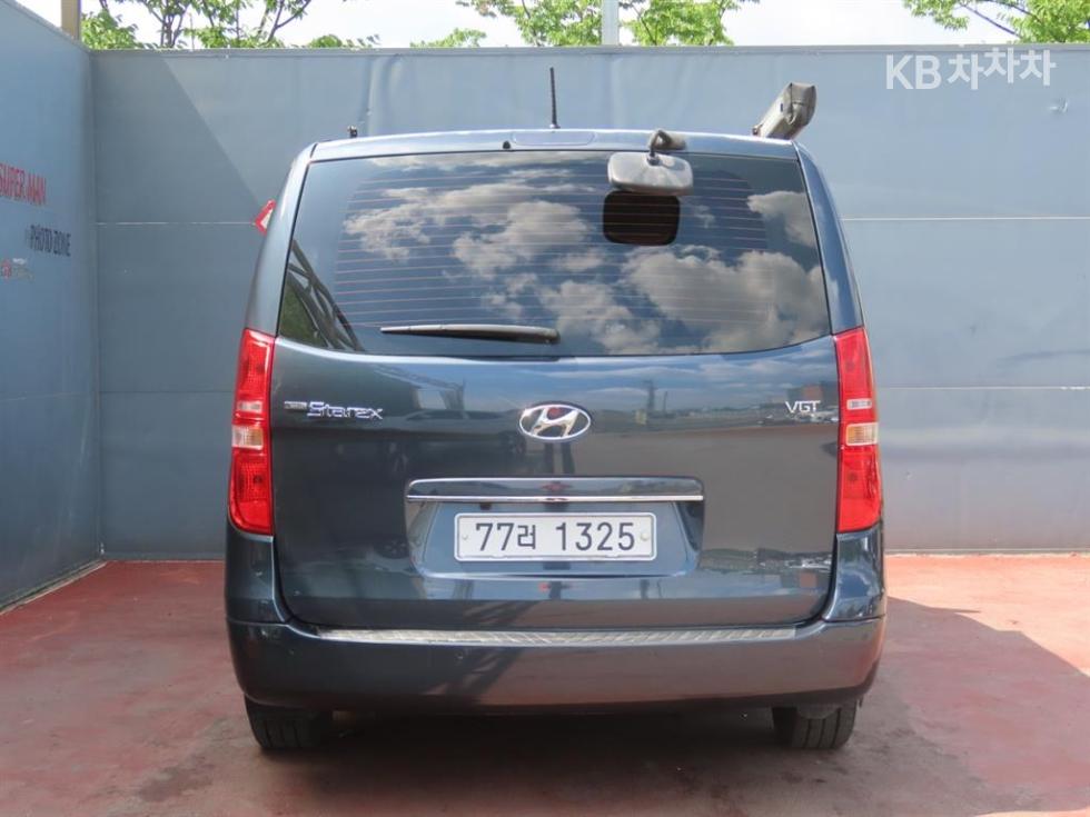 Hyundai Starex — miniaturë 4