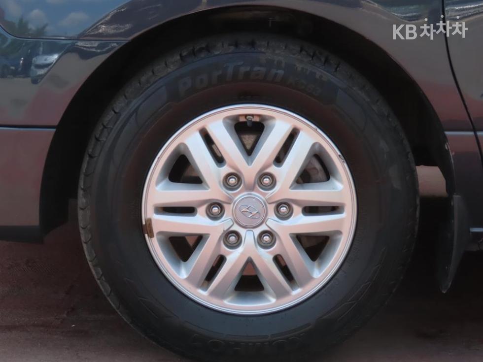 Hyundai Starex — miniaturë 20