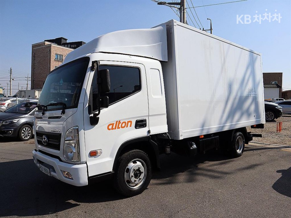 Hyundai Mighty 2015 photo 2