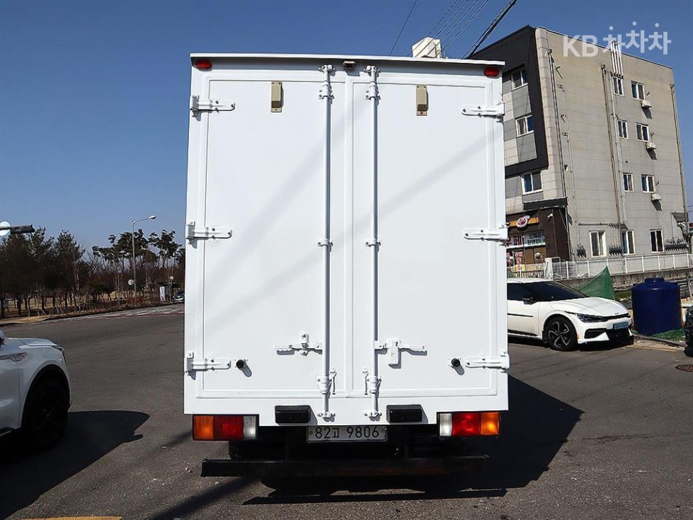 Hyundai Mighty 2015 photo 3
