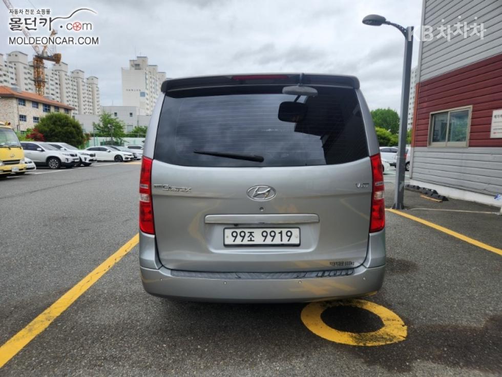 Hyundai Starex — miniaturë 4