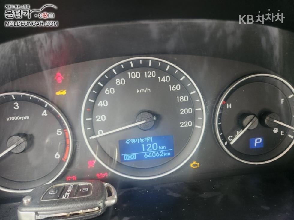 Hyundai Starex — miniaturë 5