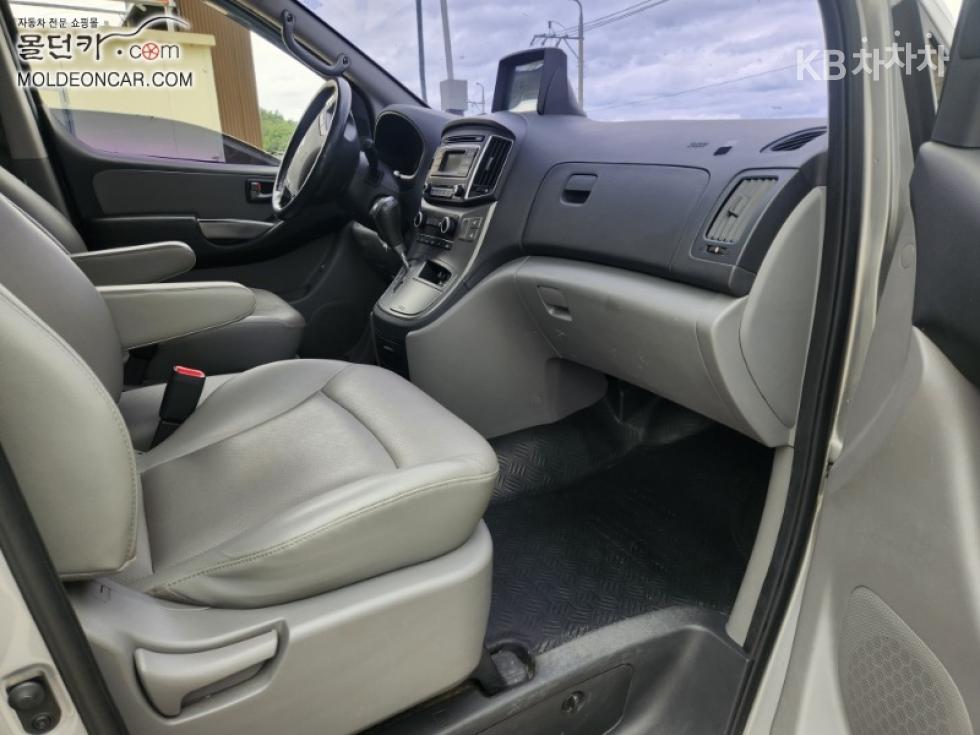 Hyundai Starex — miniaturë 7