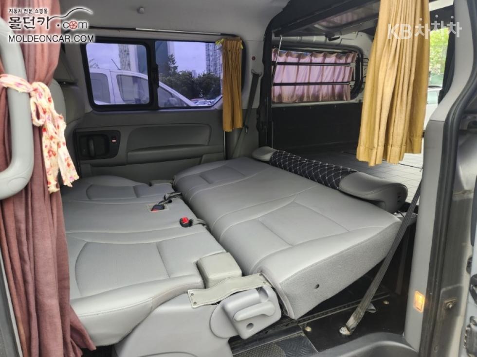 Hyundai Starex — miniaturë 10