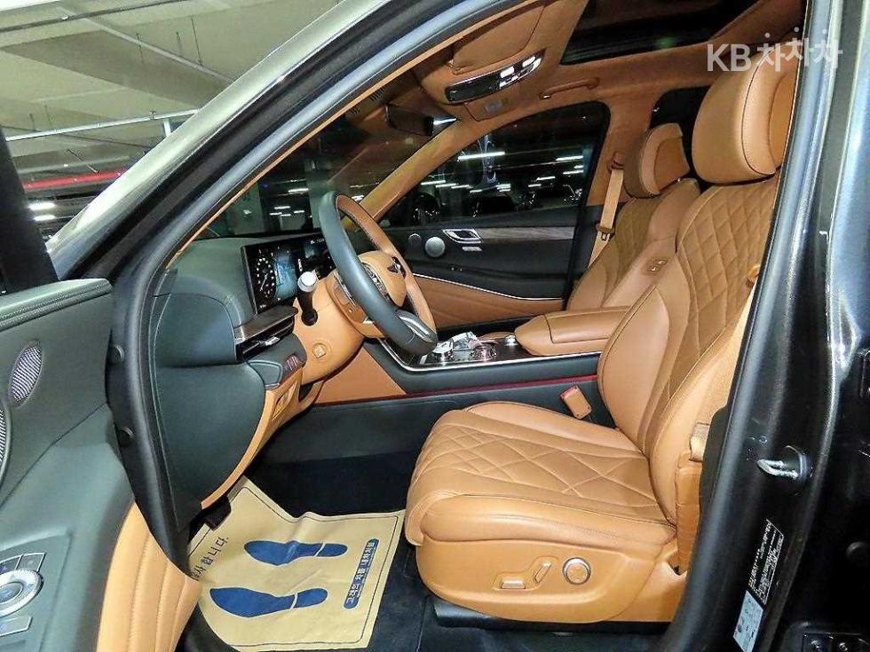 2024 Genesis GV80 photo