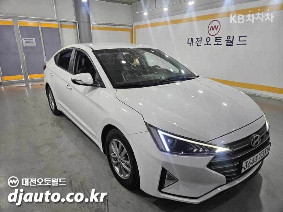 Hyundai Avante — miniaturë 6