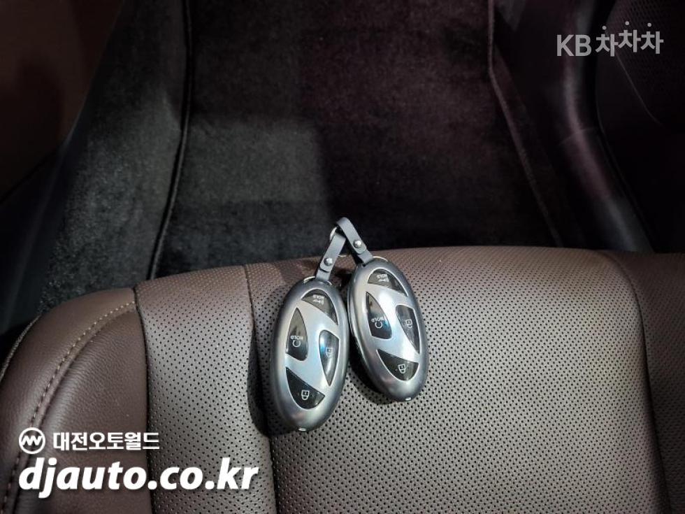 Hyundai Grandeur — miniaturë 14