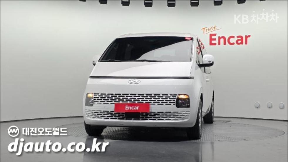 Hyundai Staria — miniaturë 3