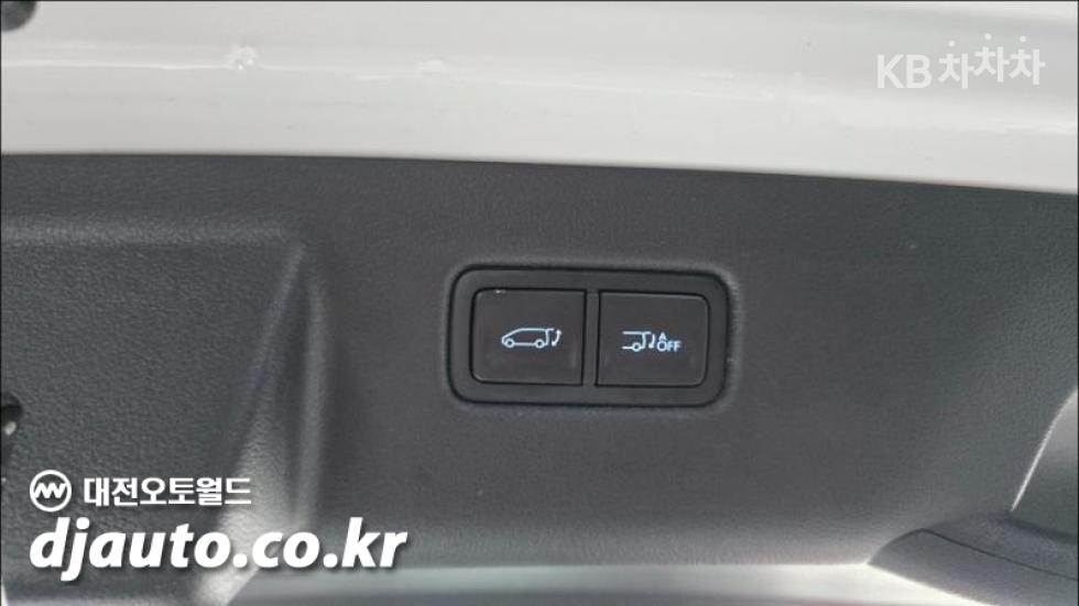 Hyundai Staria — miniaturë 20