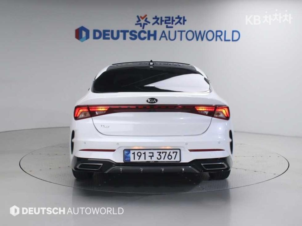 Kia K5 — miniaturë 4