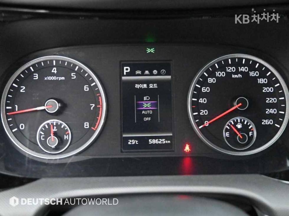 Kia K5 — miniaturë 8