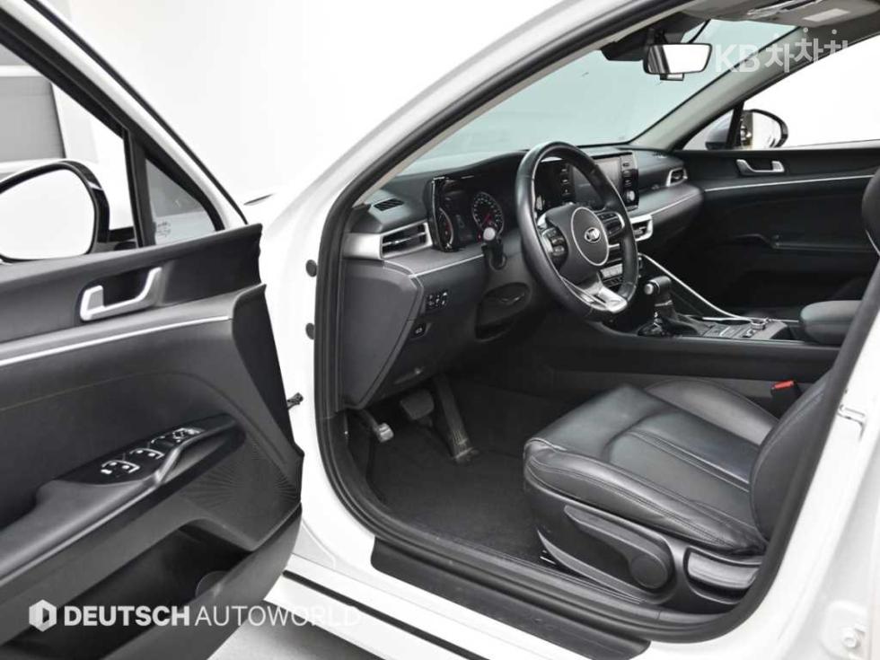 Kia K5 — miniaturë 11