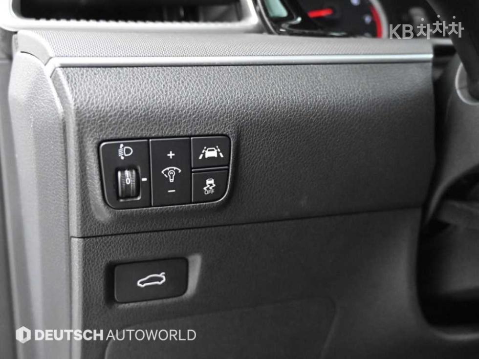Kia K5 — miniaturë 17