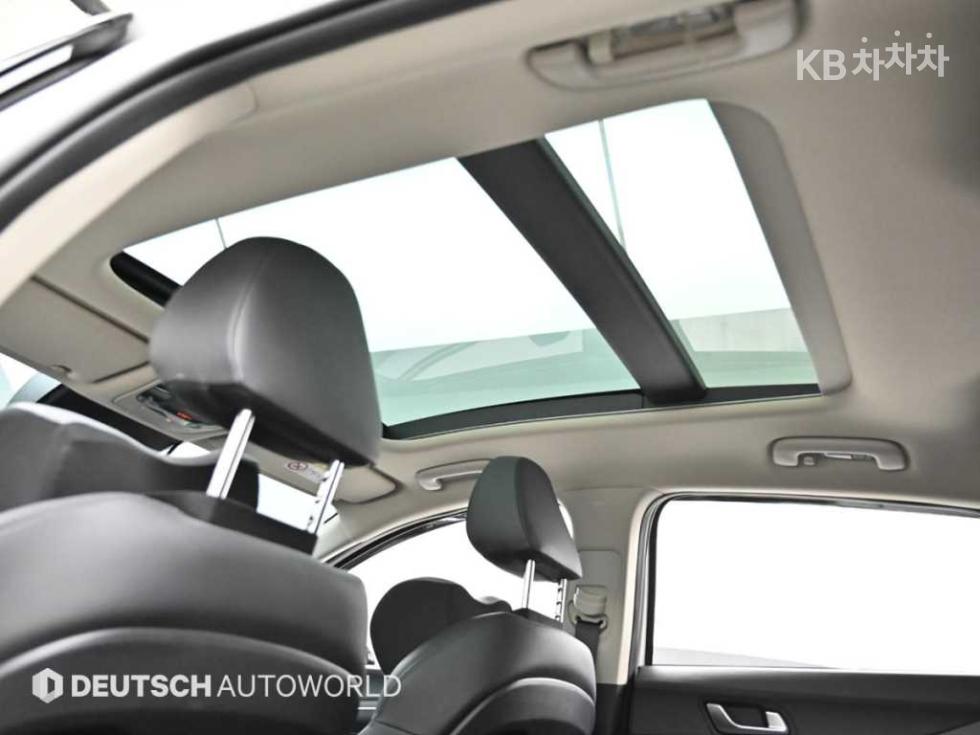 Kia K5 — miniaturë 18
