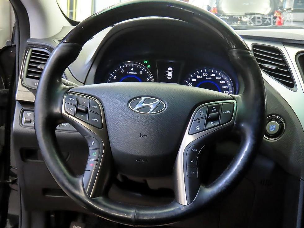 Hyundai Grandeur — miniaturë 8