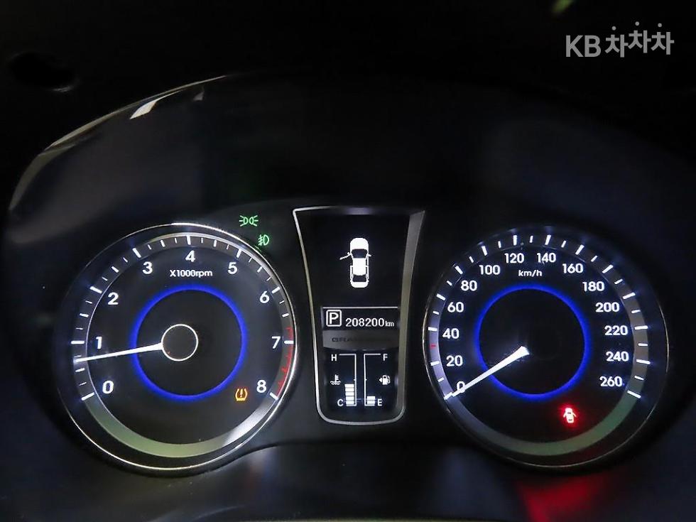 Hyundai Grandeur — miniaturë 9
