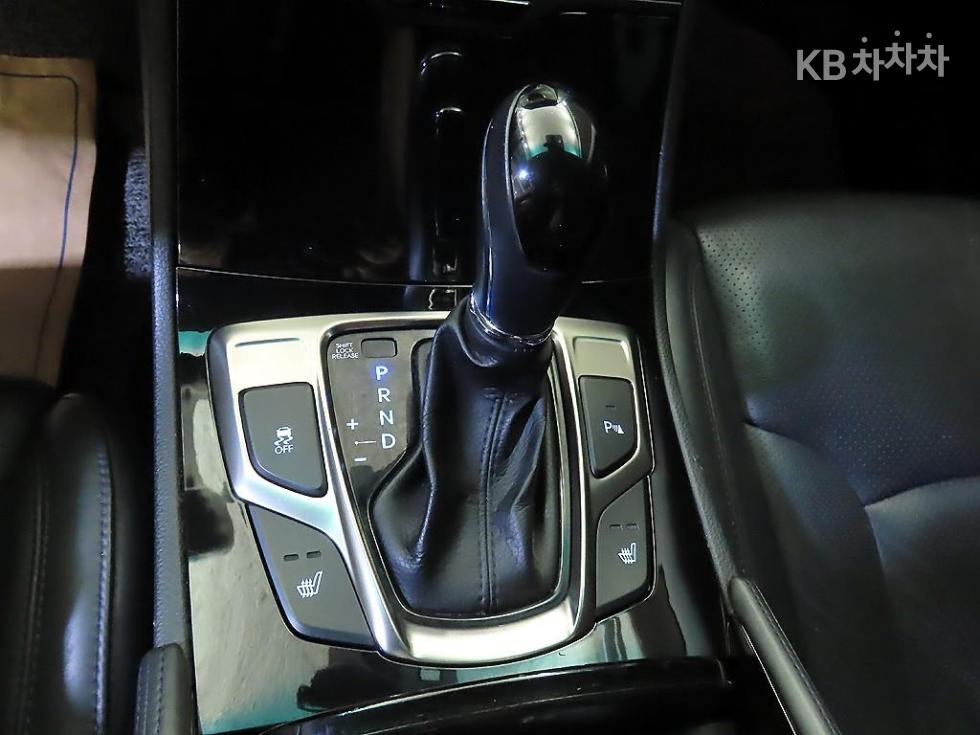 Hyundai Grandeur — miniaturë 12
