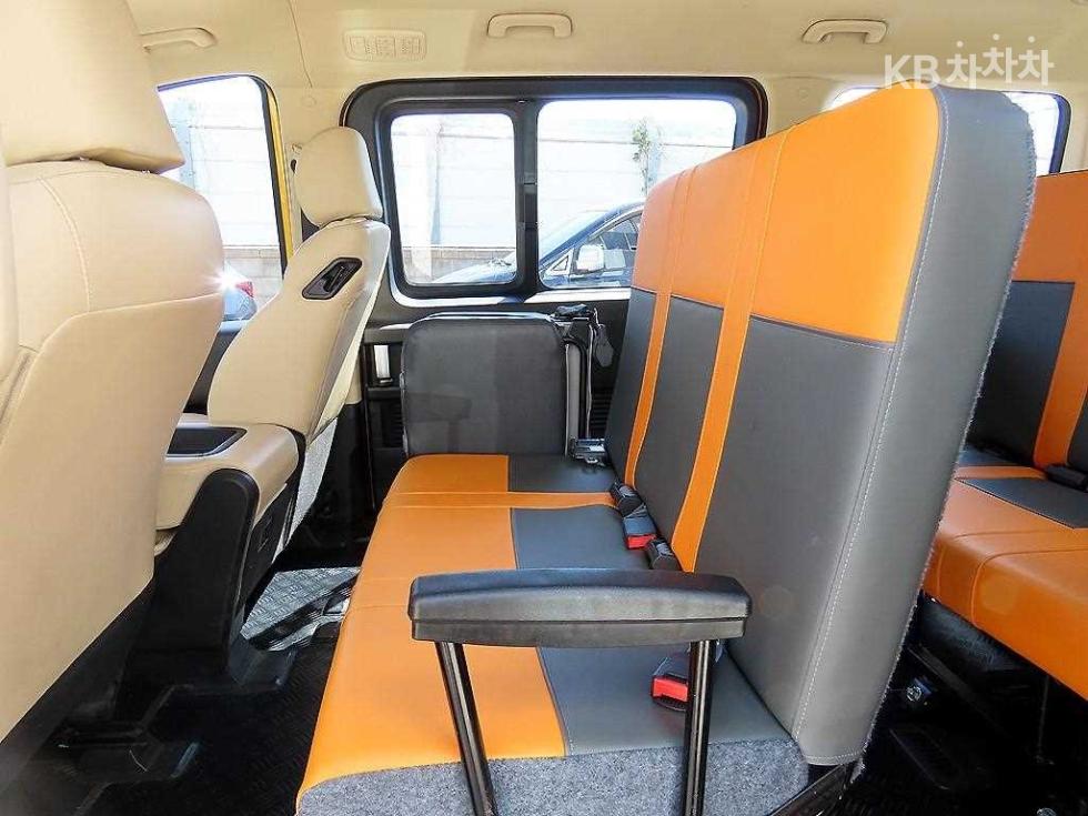 Hyundai Staria — miniaturë 6