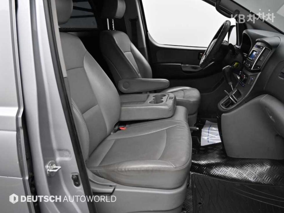 Hyundai Starex — miniaturë 10