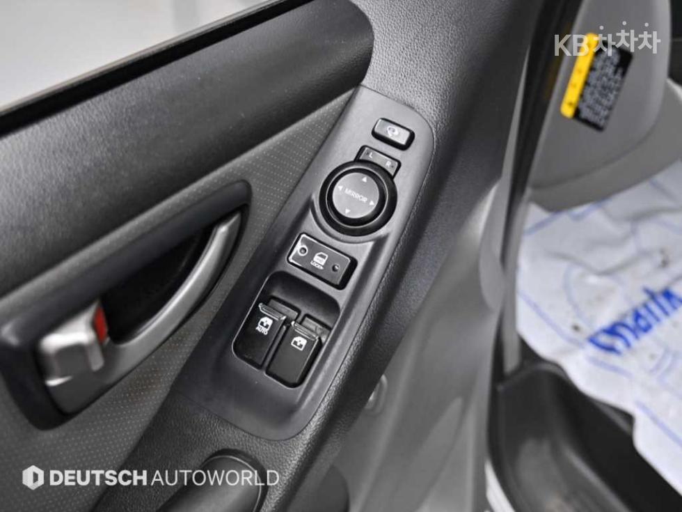 Hyundai Starex — miniaturë 16