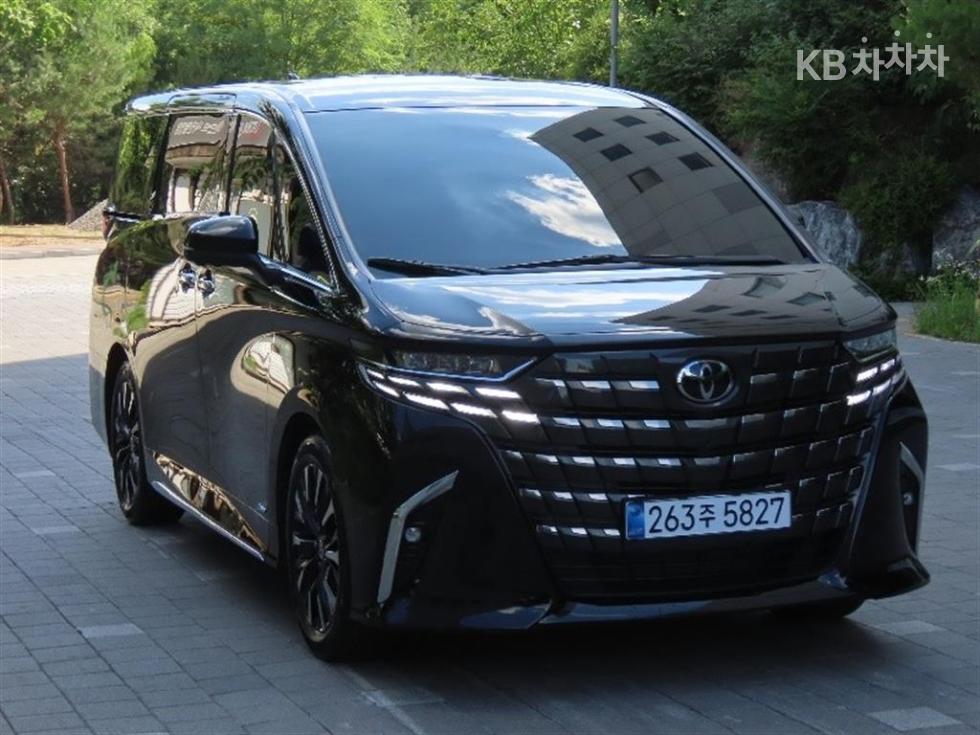Toyota Alphard — miniaturë 2