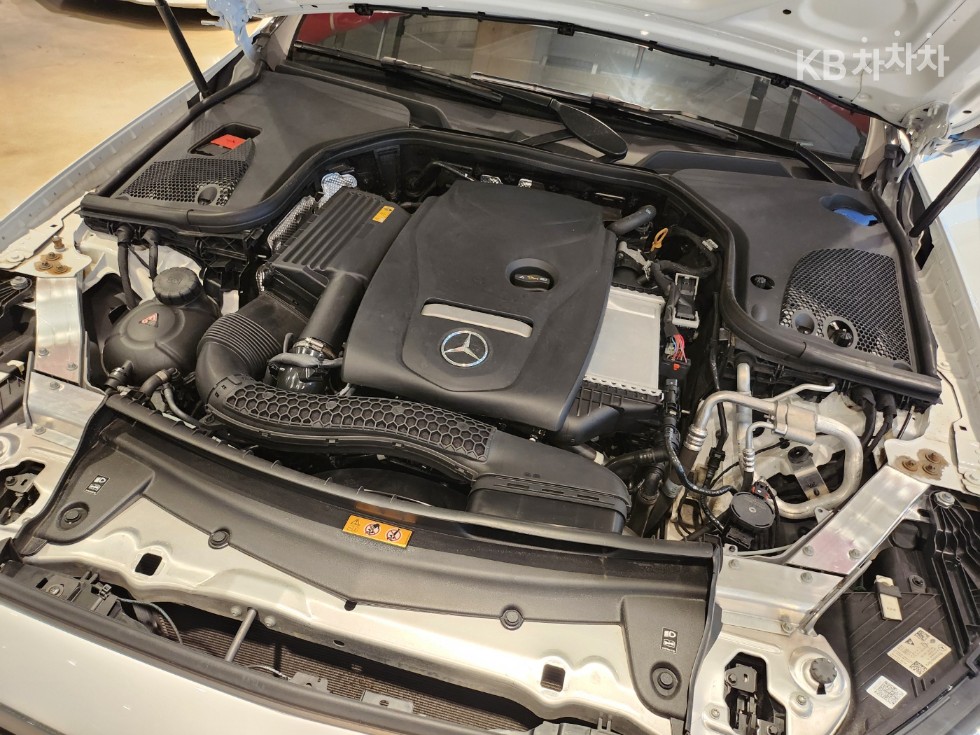 2023 Mercedes-Benz E (W213) photo