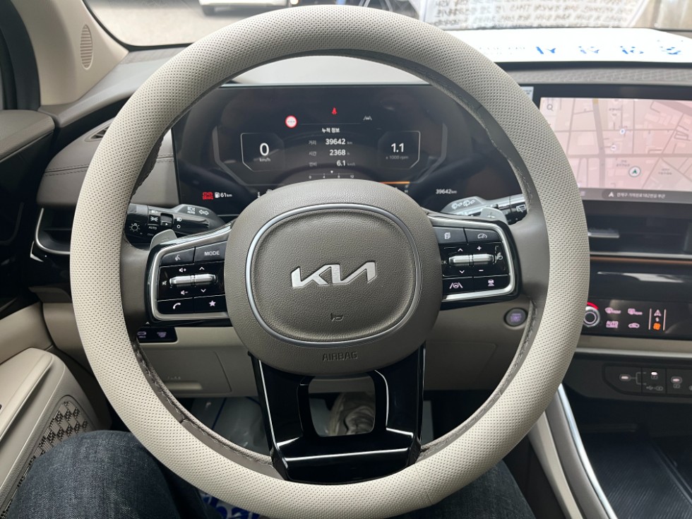 Kia Carnival — miniaturë 11