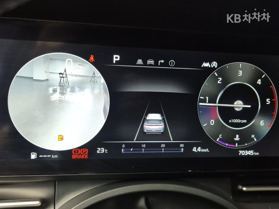 Kia Carnival — miniaturë 6