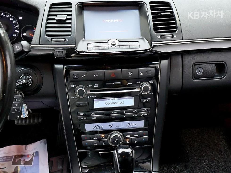 Kia Opirus — miniaturë 9