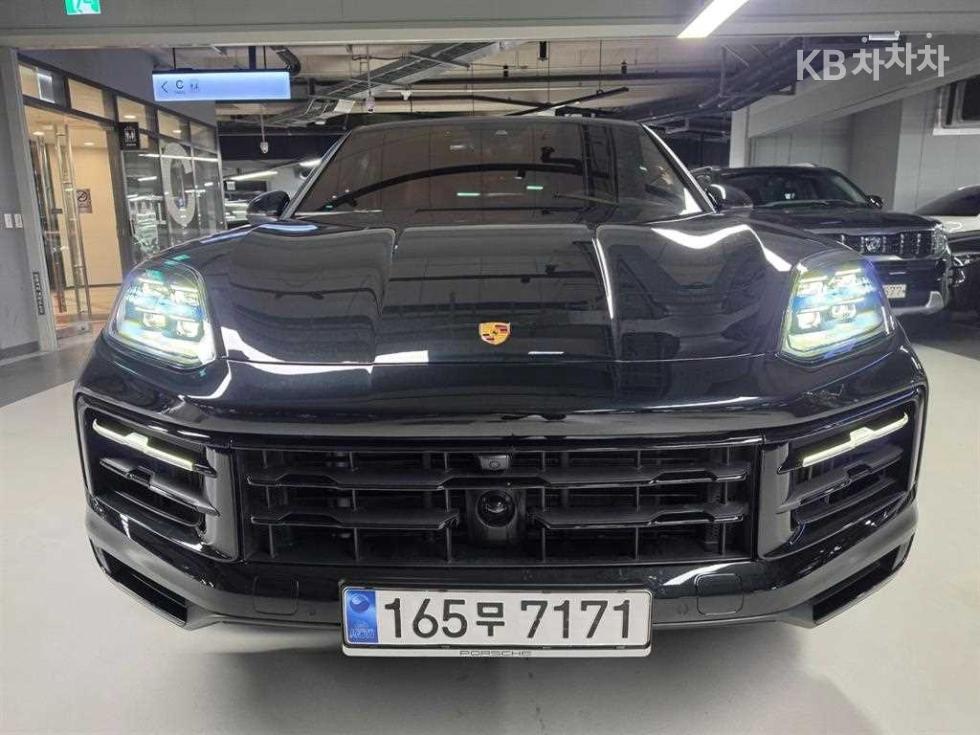 Porsche Cayenne — miniaturë 5