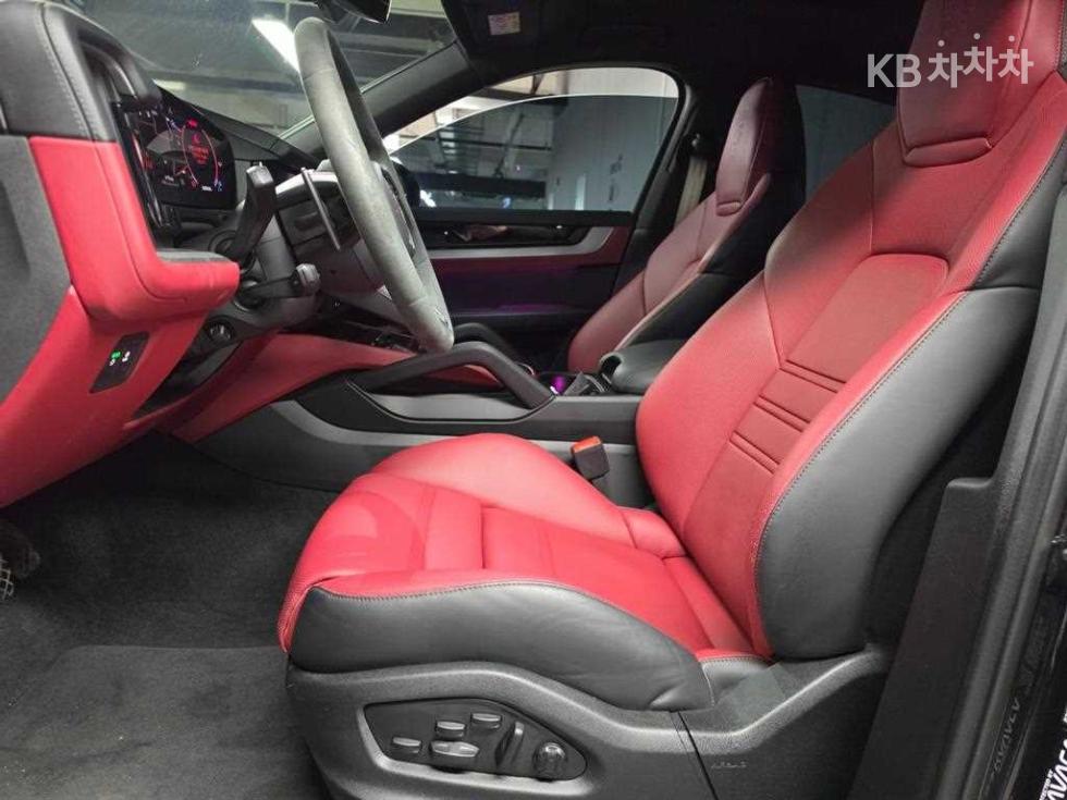 Porsche Cayenne — miniaturë 8