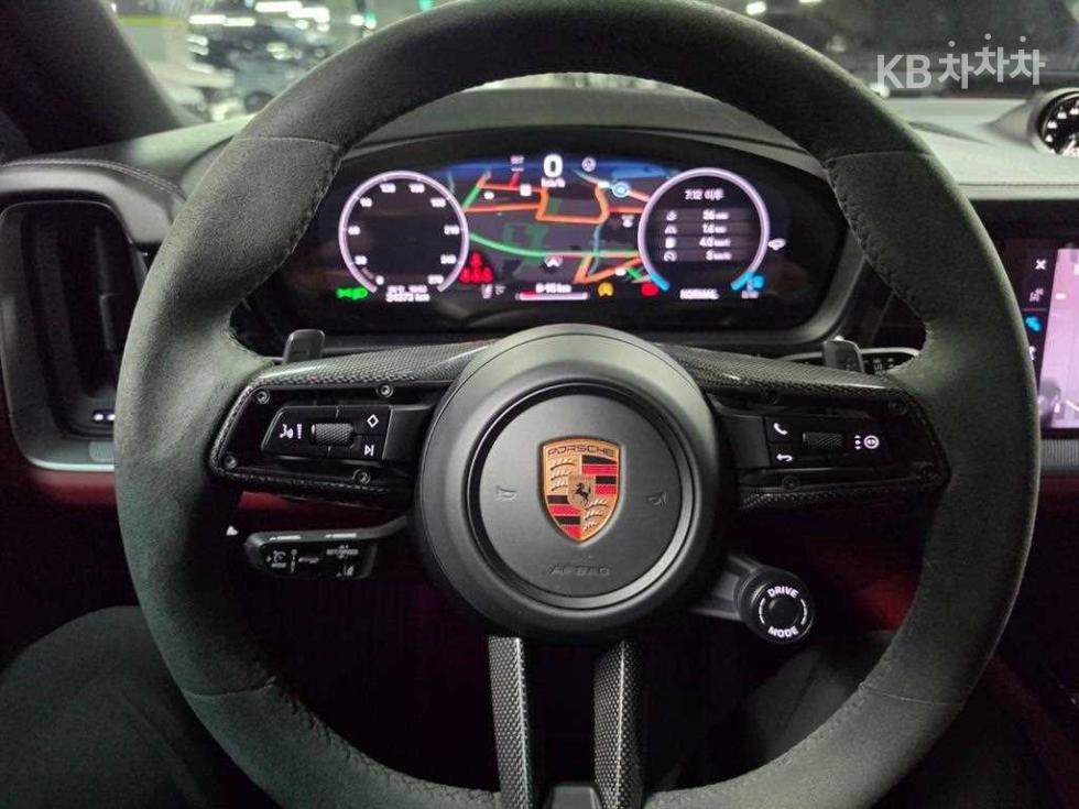 Porsche Cayenne — miniaturë 14