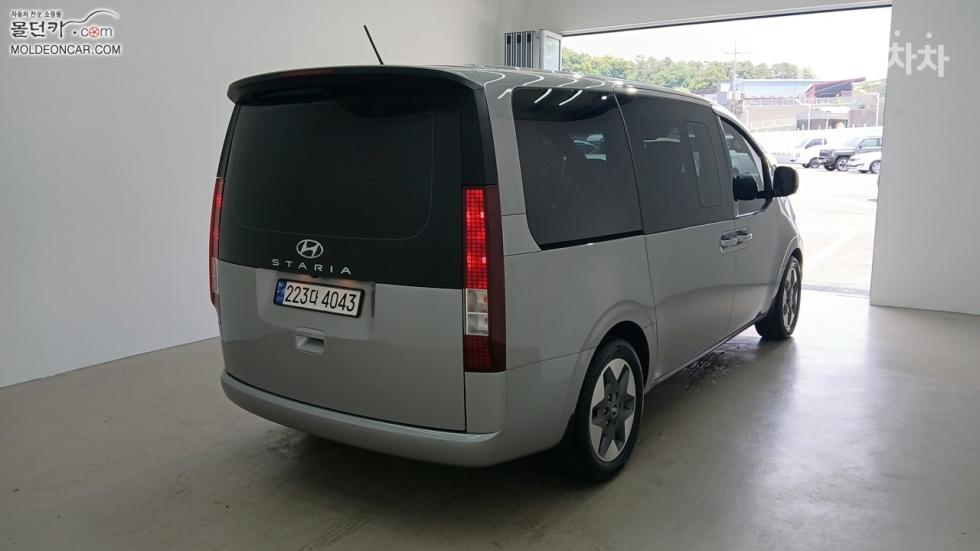 Hyundai Staria — miniaturë 2