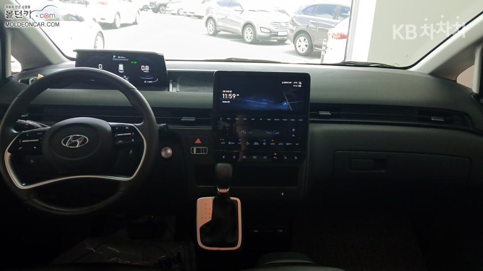 Hyundai Staria — miniaturë 7