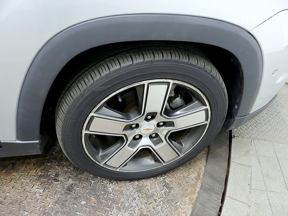Chevrolet Orlando — miniaturë 7