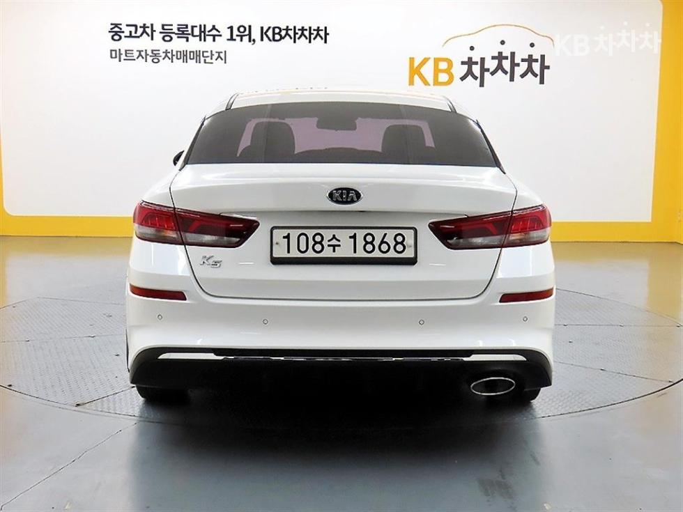 Kia K5 — miniaturë 3