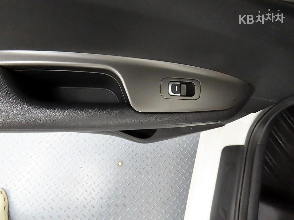 Kia K5 — miniaturë 12
