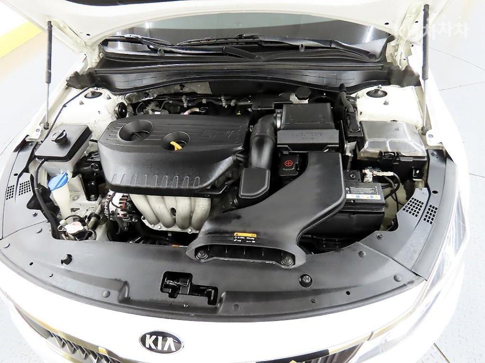 Kia K5 — miniaturë 16