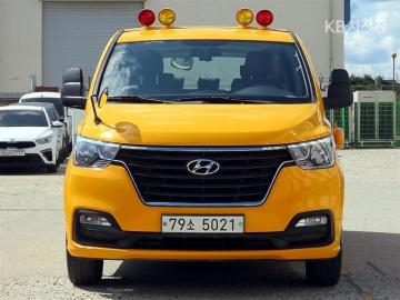 Hyundai Starex LPi 어린이보호차 12인승 — foto 1