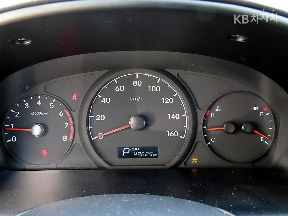 Hyundai Starex — miniaturë 9