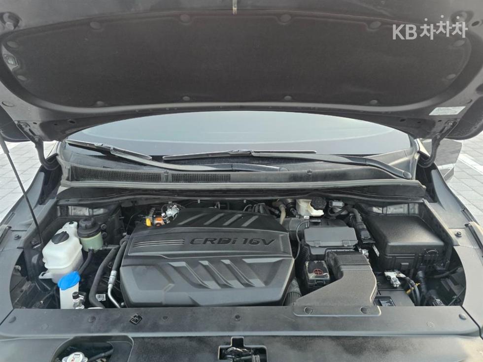 Kia Carnival — miniaturë 6