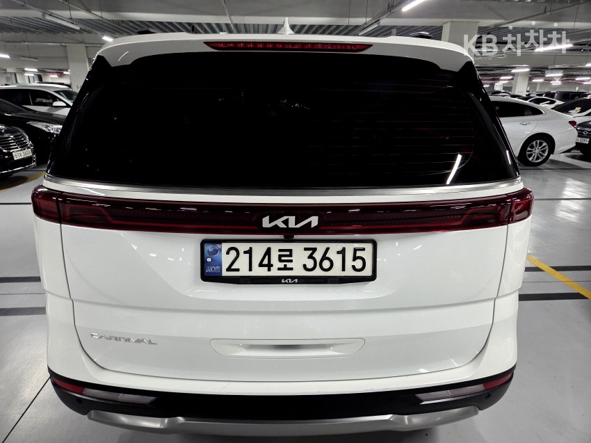 Kia Carnival — miniaturë 6