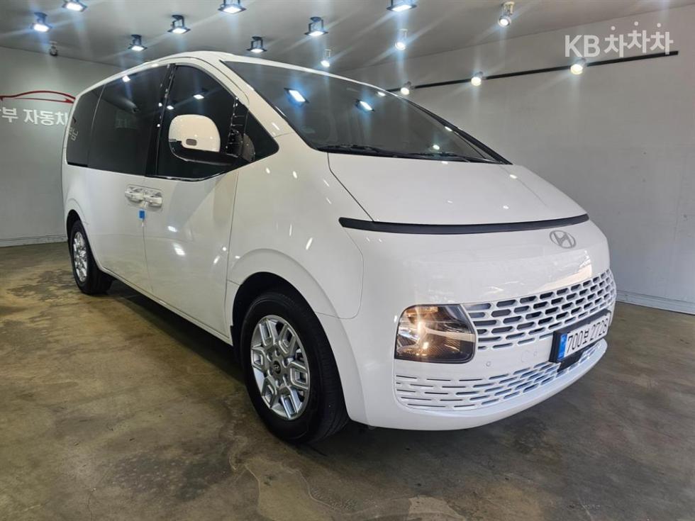 Hyundai Staria — miniaturë 3