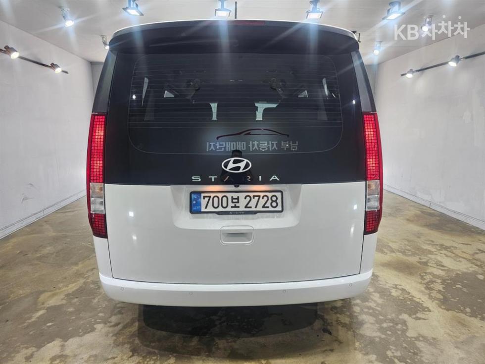Hyundai Staria — miniaturë 5